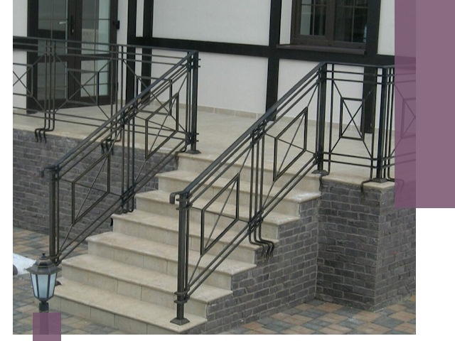 Перила для крыльца в Саранске — монтаж, изготовление и установка