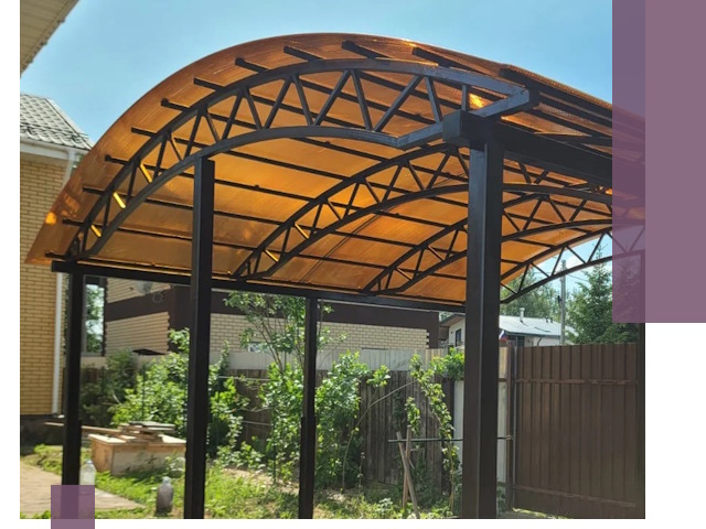 Изготовление навесов под ключ в Саранске из качественных материалов